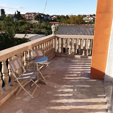 Appartement With Parking Space - 17853 *