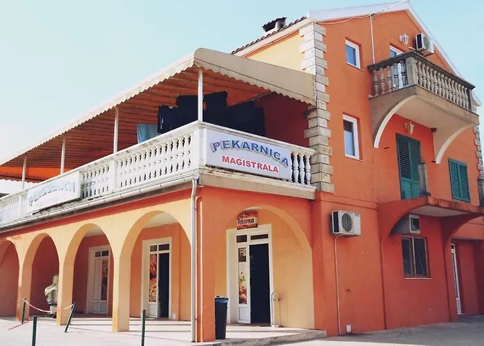 With Parking Space - 17853 Apartamento